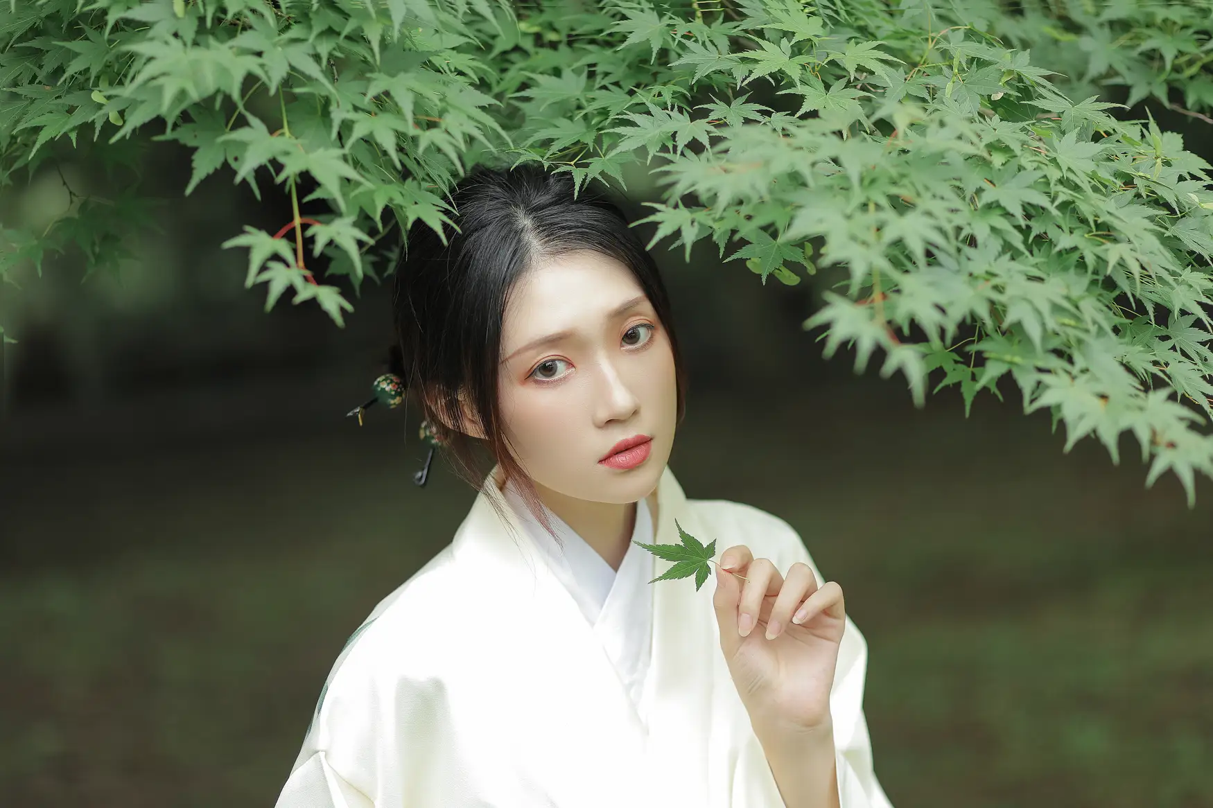 [YITUYU] 2022.01.08 Vol.611 – April Peach Forest Liuliu#[35P]-24