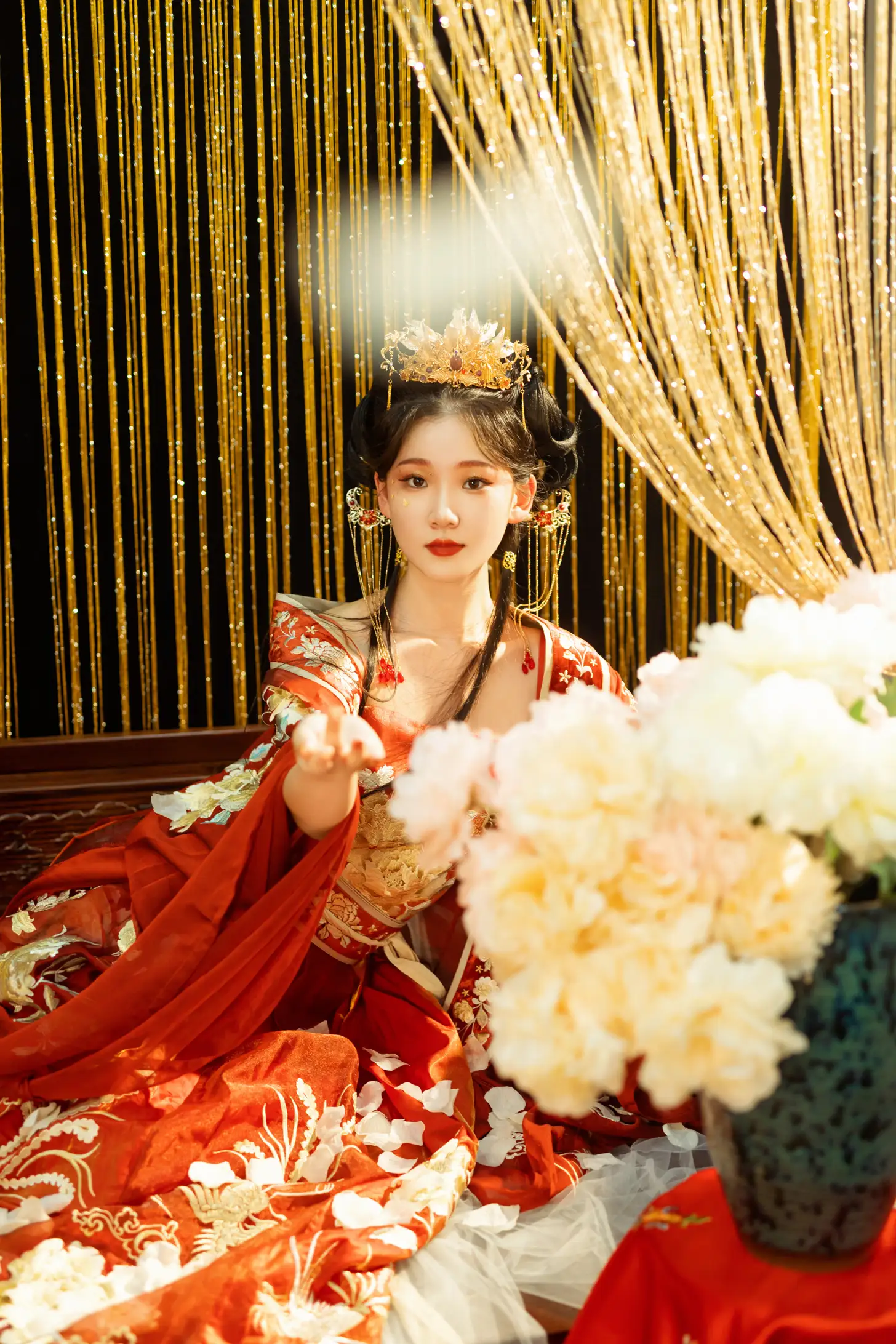 [YITUYU] 2022.09.05 Vol.1873 – Lady in Red Looking back at each other, meow meow meow#[48P]-34